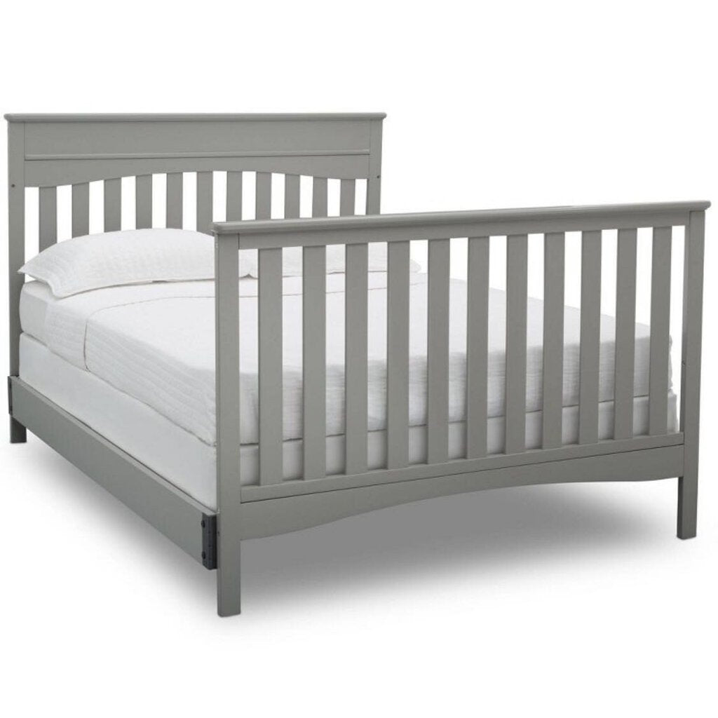 Skylar 6-in-1 Convertible Crib