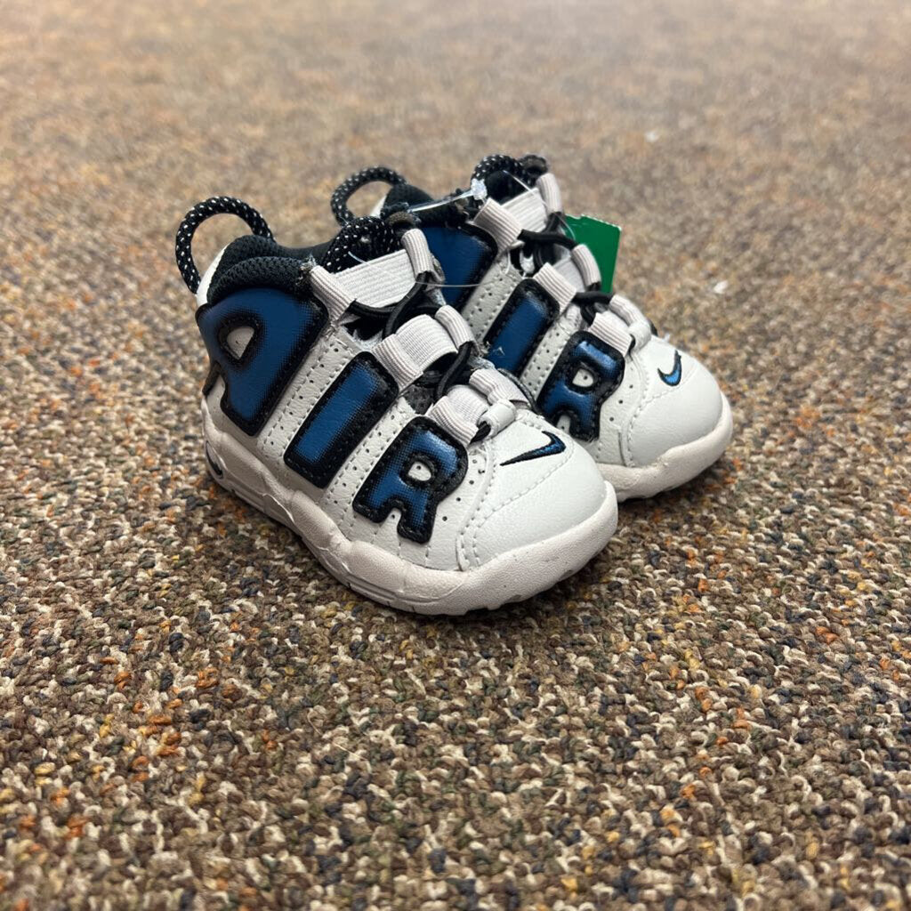 *(AIR) UPTEMPO BASKETBALL SHOES