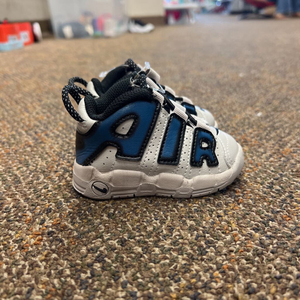 *(AIR) UPTEMPO BASKETBALL SHOES