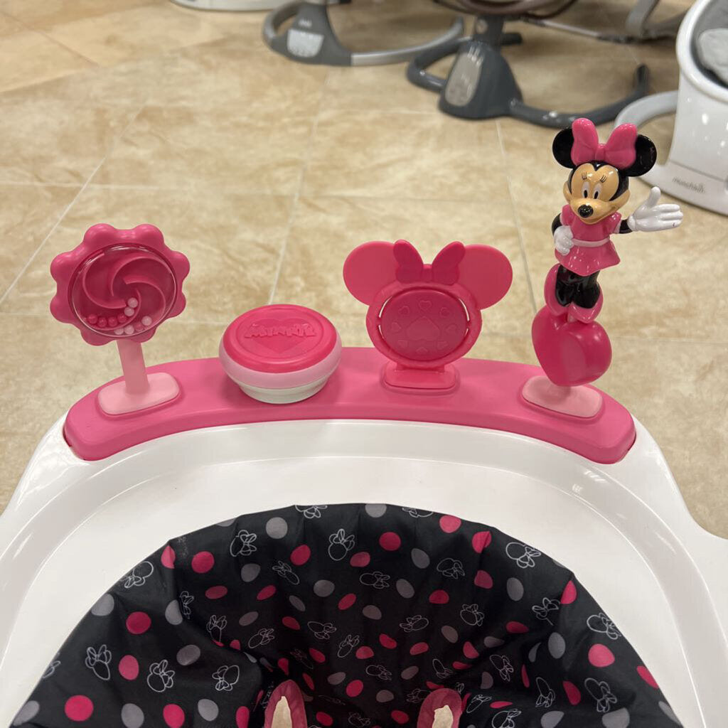 Ready, Set, Walk DX Minnie Mouse